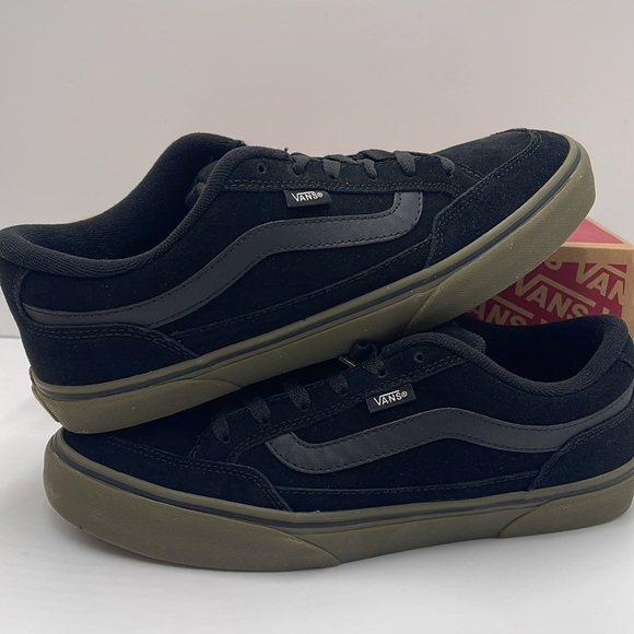 Vans Men’s Bearcat
Black/Dark Gum
VN000DT239L
Sneakers - Picture 15 of 16